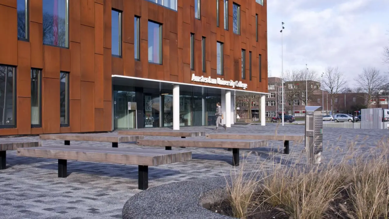 Amsterdam University College Constructo 50 Grijsen 4