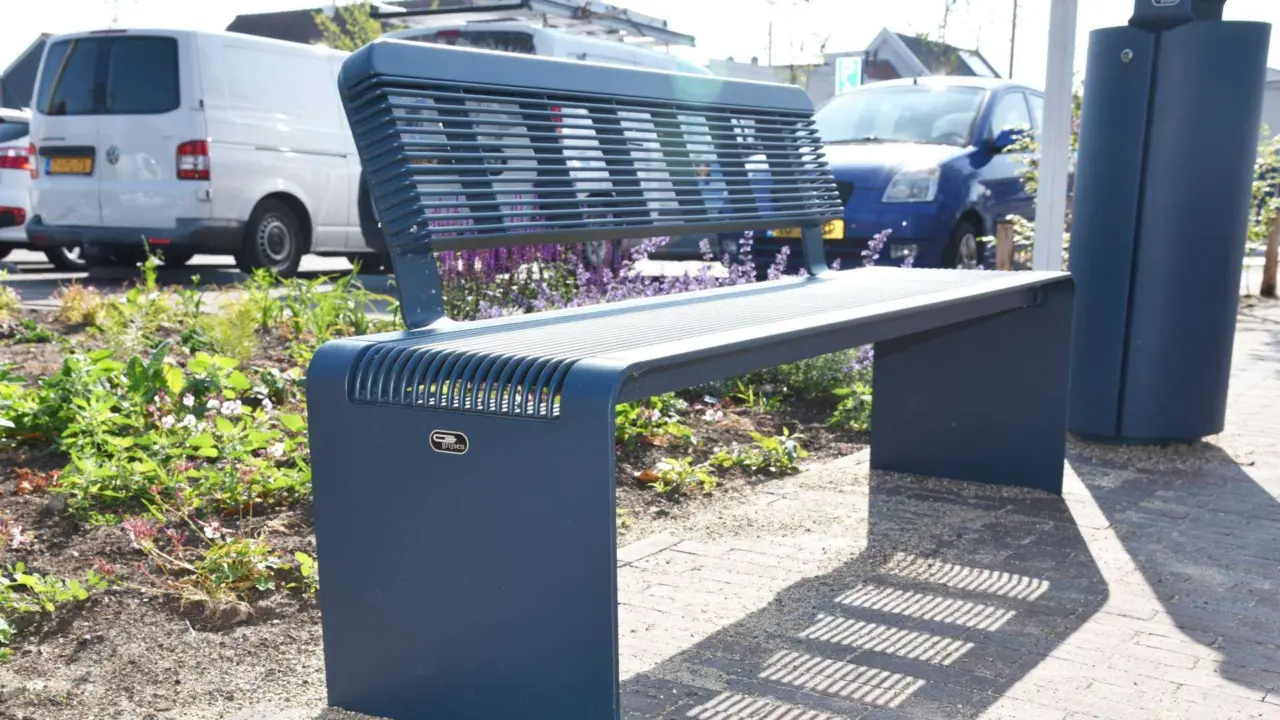 Afvalbak Constructo 72 en Bend enkelzits met rugleuning 7 1920