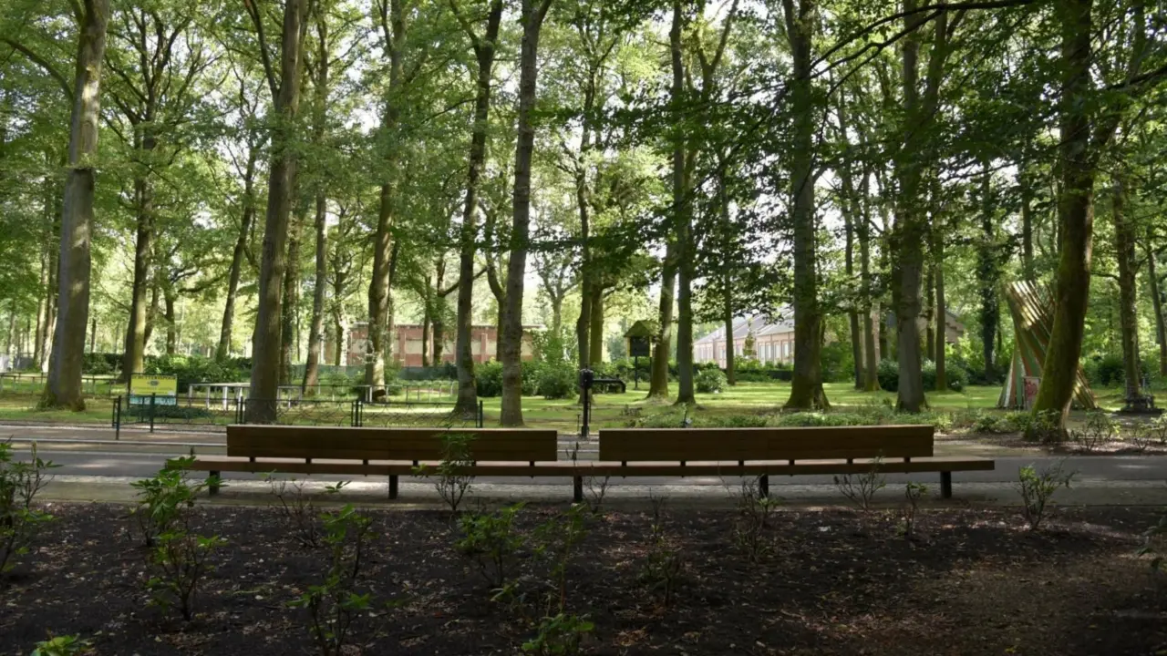 Buitenbank enkelzits met rugleuning verlengd voor de openbare ruimte 3