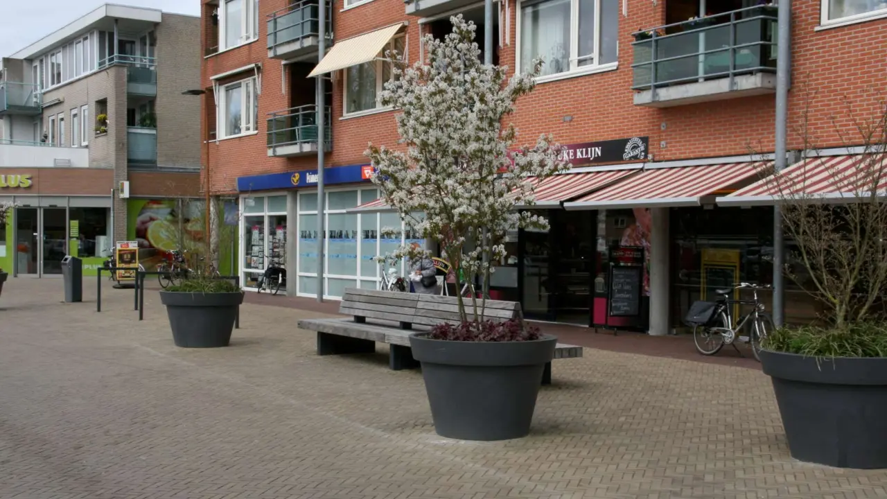 Burgum Winkelgebied Areka Plane Plus dubbelzits met comfort rugleuning square dubbel fietsbeugel straatmeubilair grijsen 9