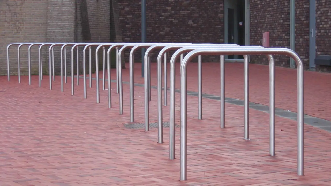 Afvalbak straatmeubilair constructo fietsbeugels 3