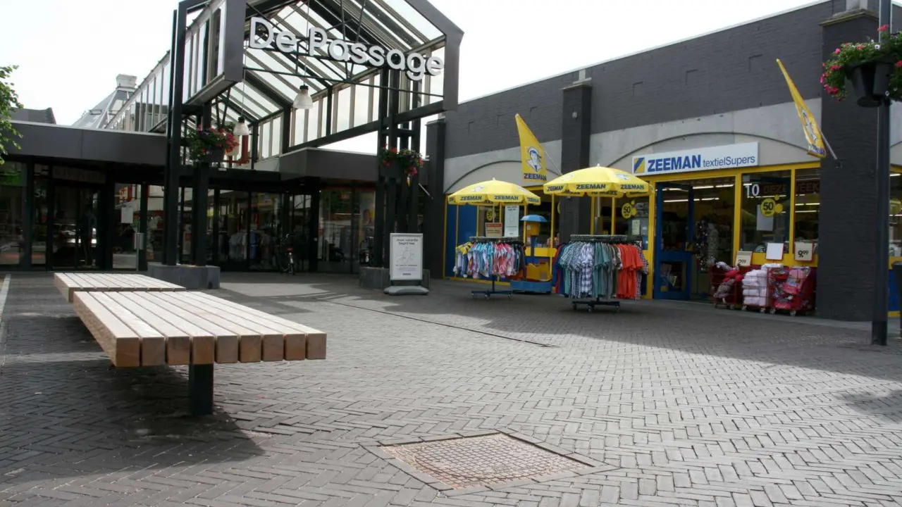 Duiven Centrum Nimweghen Square Rondo Plane 7