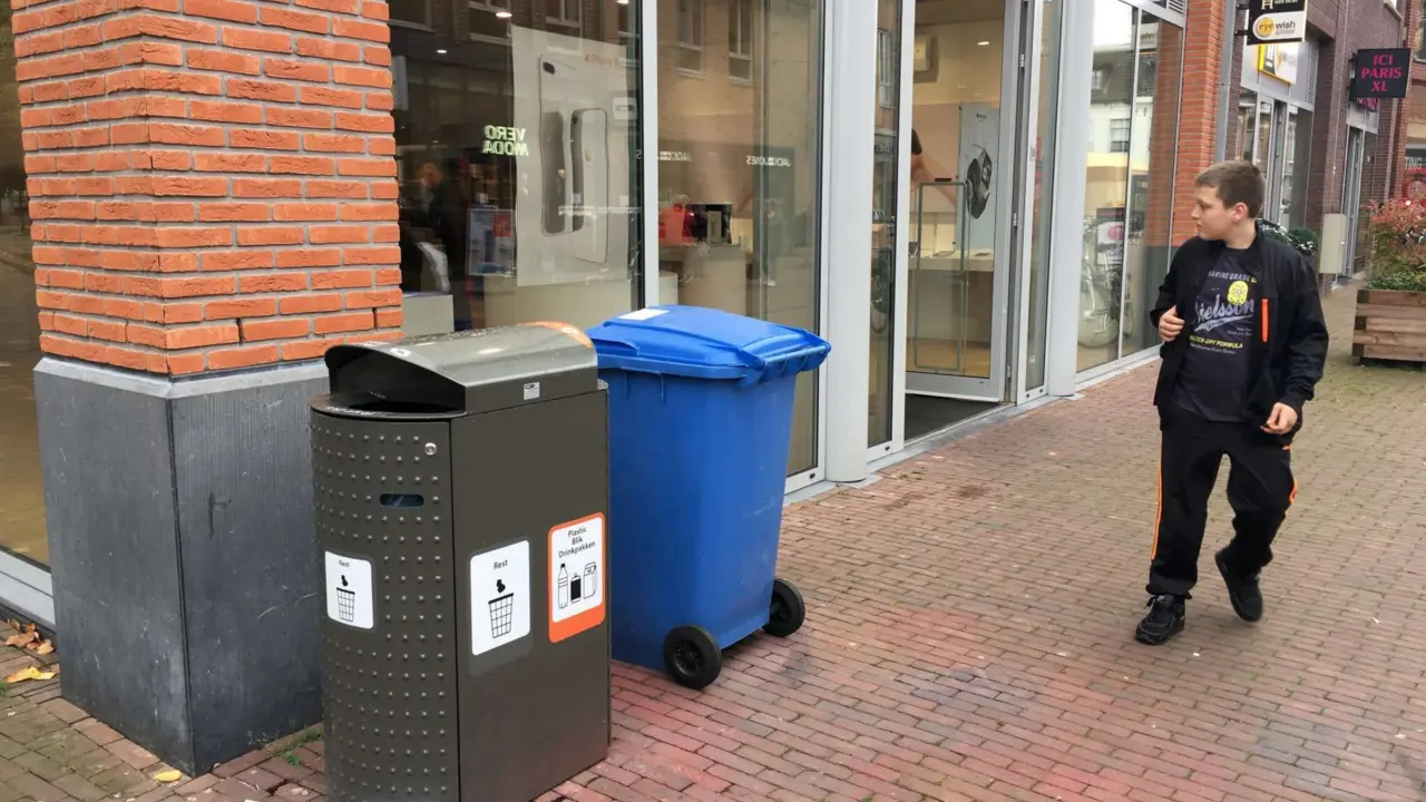 Ede Centrum Column 200 met Constructo kap afvalscheiden 5