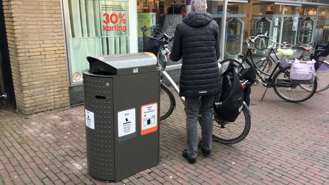 Ede Centrum Column 200 met Constructo kap afvalscheiden 8