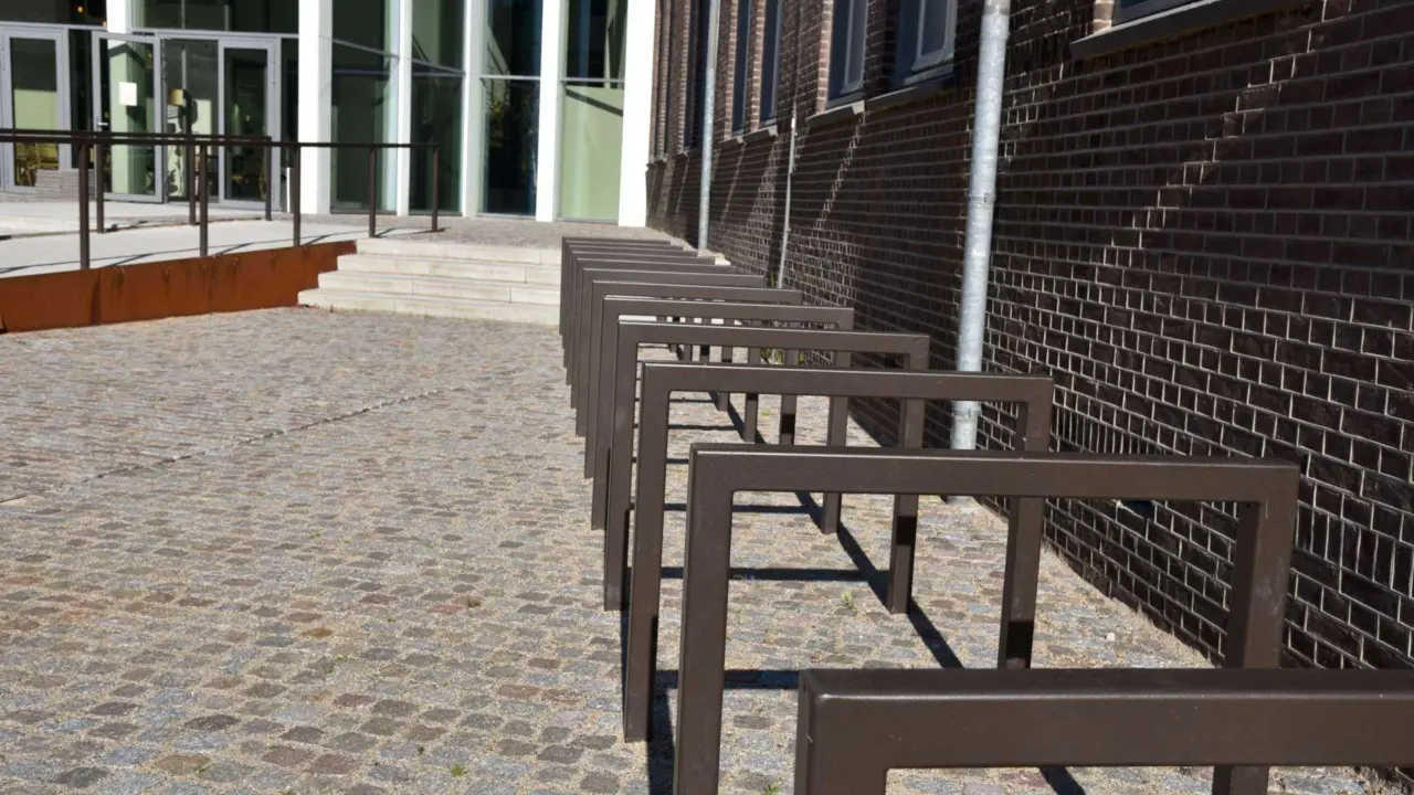 Eindhoven Domusdela - Fietsbeugels Square dubbel