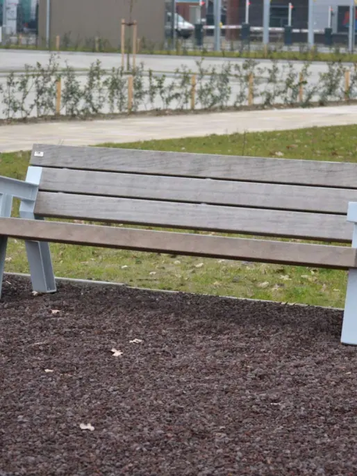 Parkbank mit Metall: Aluminiumguss Big Bench