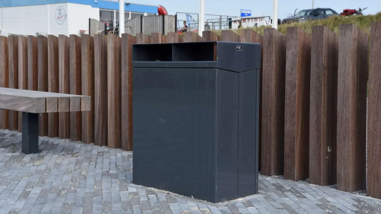 Afvalbak Quadrat duo voor de openbare ruimte 1