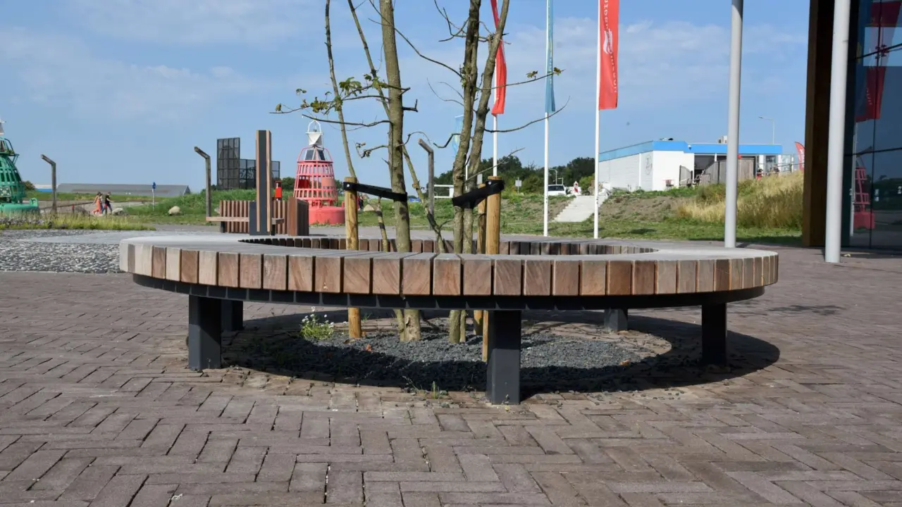 Boombank plane enkelzits voor de openbare ruimte 2