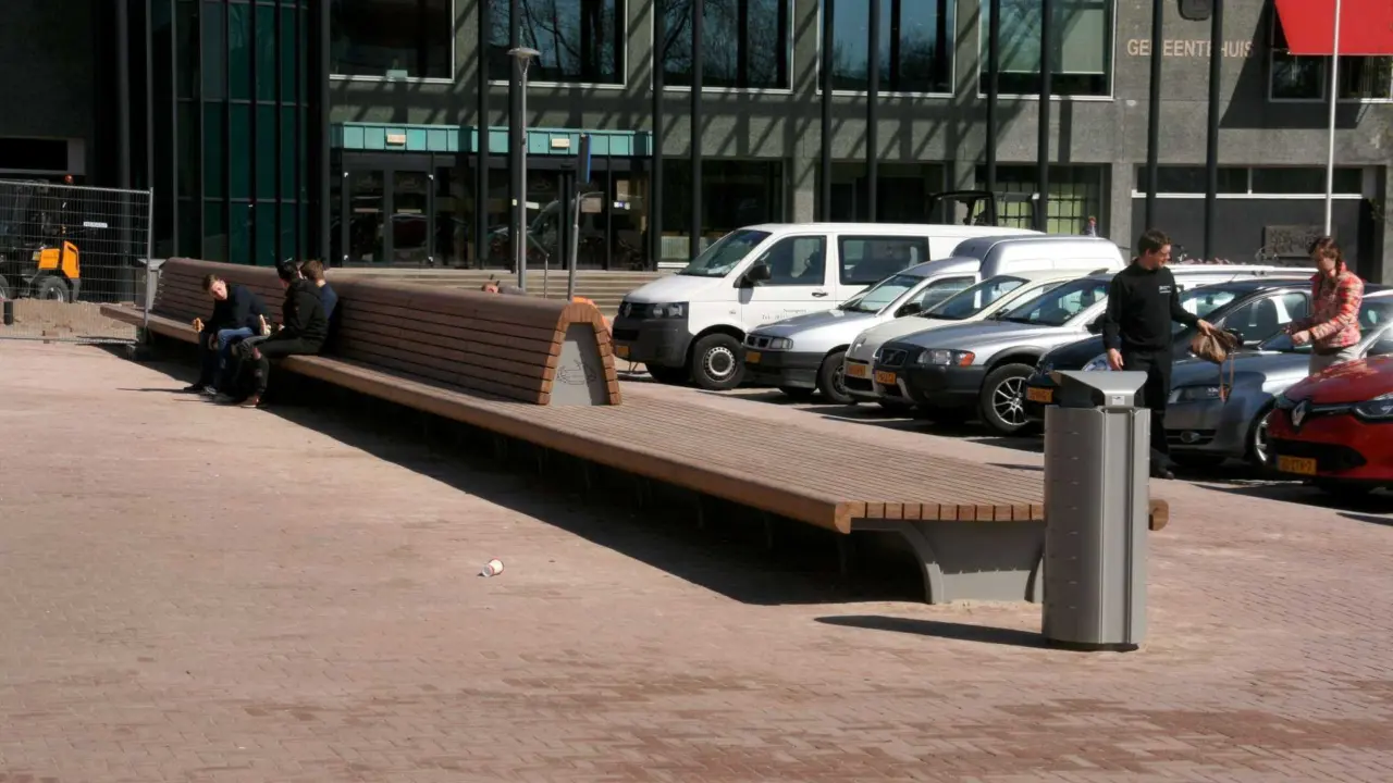 Epe Marktplein Centrum Constructo 102 Fietsbeugel Square maatwerk bank 6