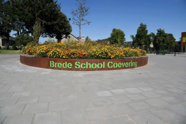 Geldrop Brede School Coevering Plantenbakken 2