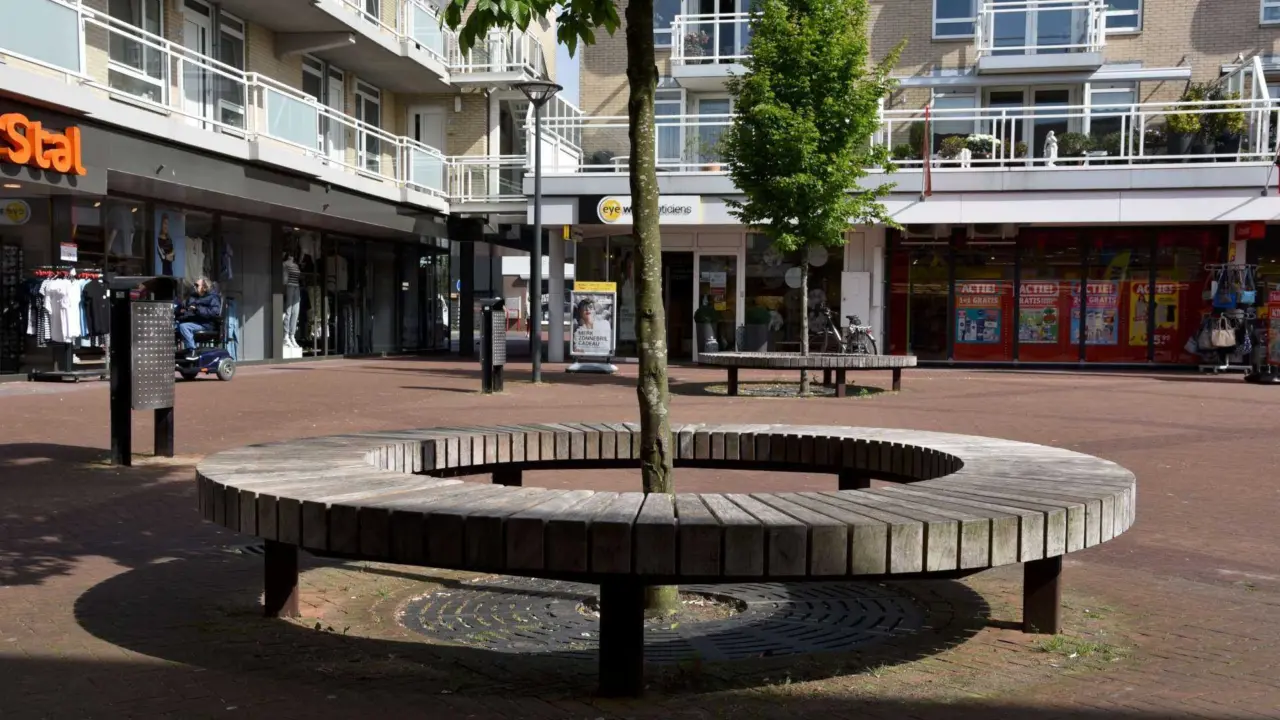 Hardinxveld Giessendam Winkelgebied Den Bogerd Peulenstraat Plane 2