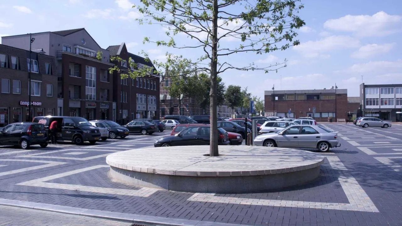 Helmond Ameideplein Plane Project 6