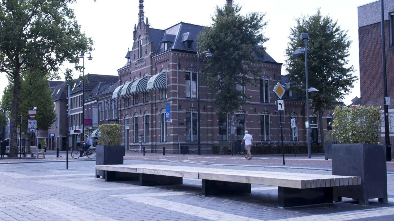 Helmond Ameideplein Plane Project 8