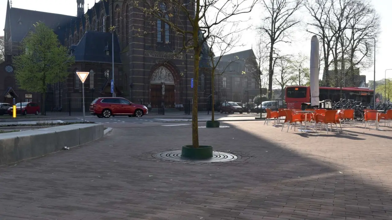 Hilversum - Gooilandplein - Circles Boomrooster voor de openbare ruimte 3
