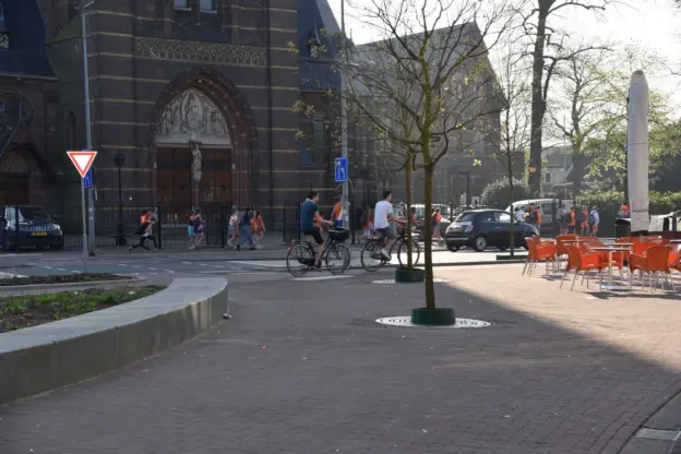 Hilversum - Gooilandplein - Circles Boomrooster voor de openbare ruimte 2