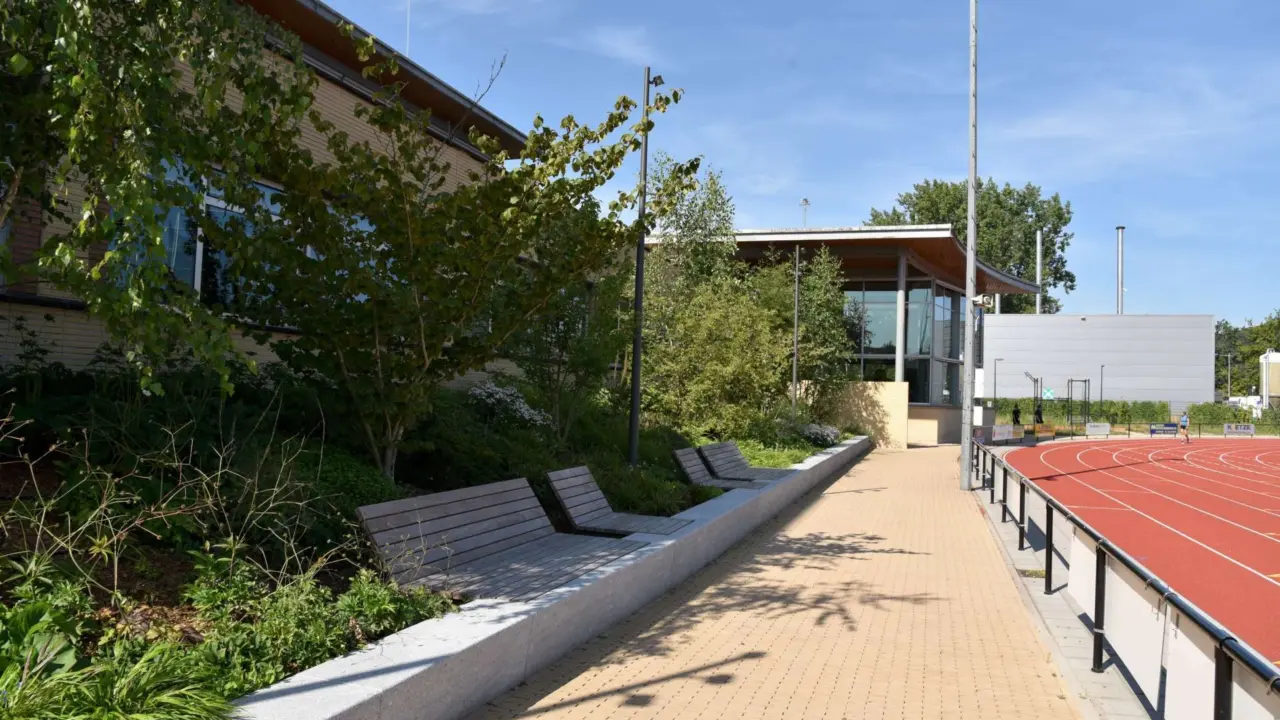 Ligbed maatwerk voor de openbare ruimte 8