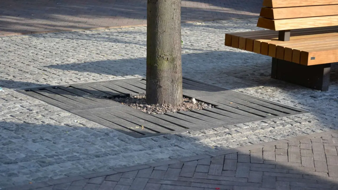 Maßgefertigter Stammtisch Marktplatz Kerkrade