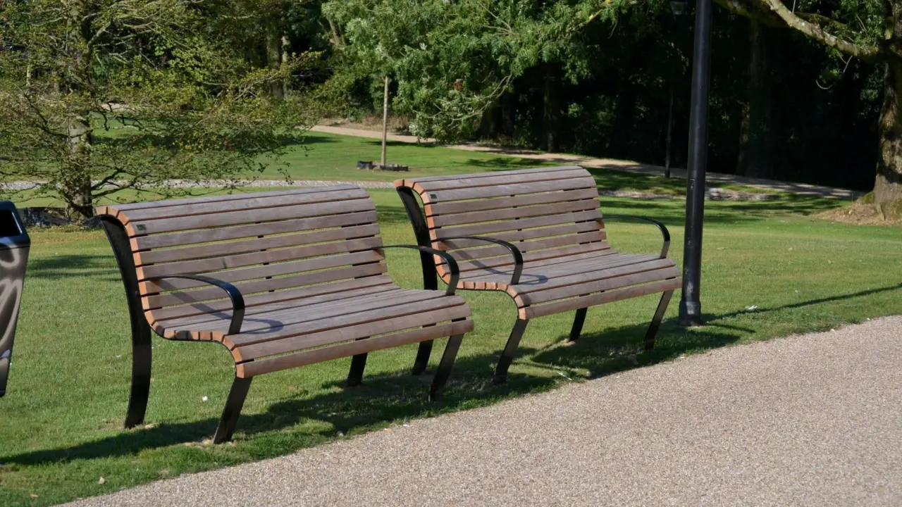 Kerkrade Stadspark Round Laths enkelzits 2