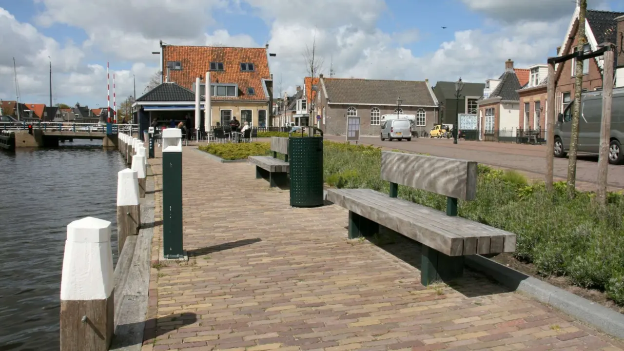 Diverse Plane buitenbanken Plane Solid Plane II Lemmer centrum 4