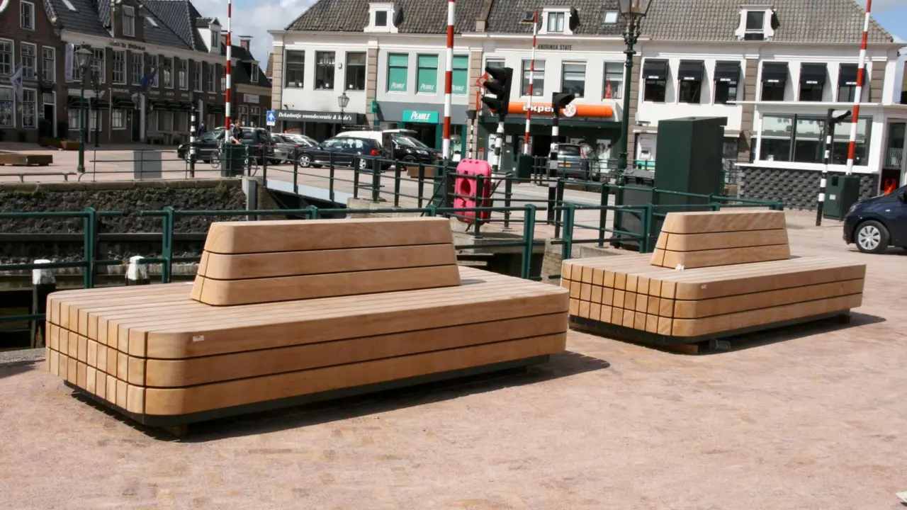 Diverse Plane buitenbanken Plane Solid Plane II Lemmer centrum 8