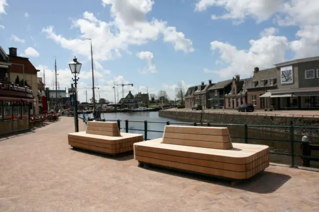 Diverse Plane buitenbanken Plane Solid Plane II Lemmer centrum 9