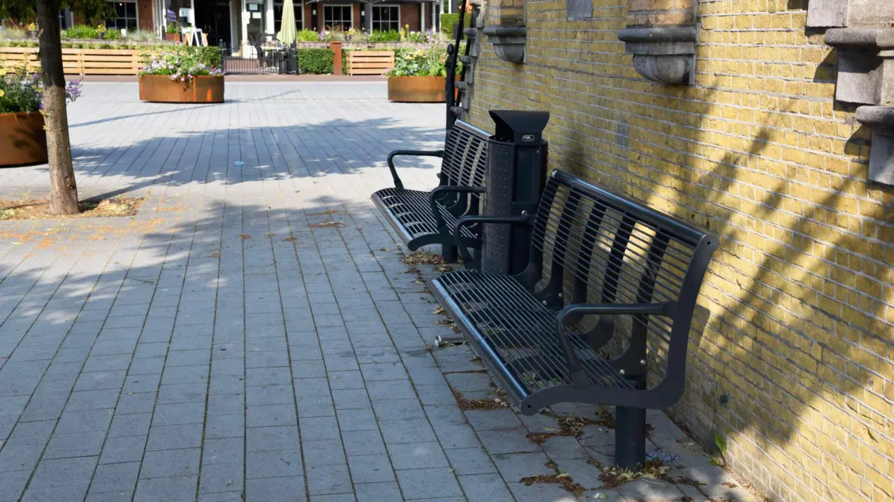 Centrumplan Made Straatmeubilair Grijsen Park Straatdesign Cruzado buitenbank 3