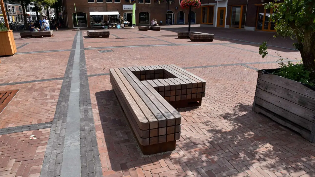 Meppel Groenmarkt Letterbanken 6