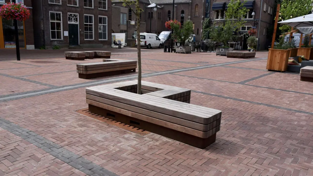 Meppel Groenmarkt Letterbanken 8