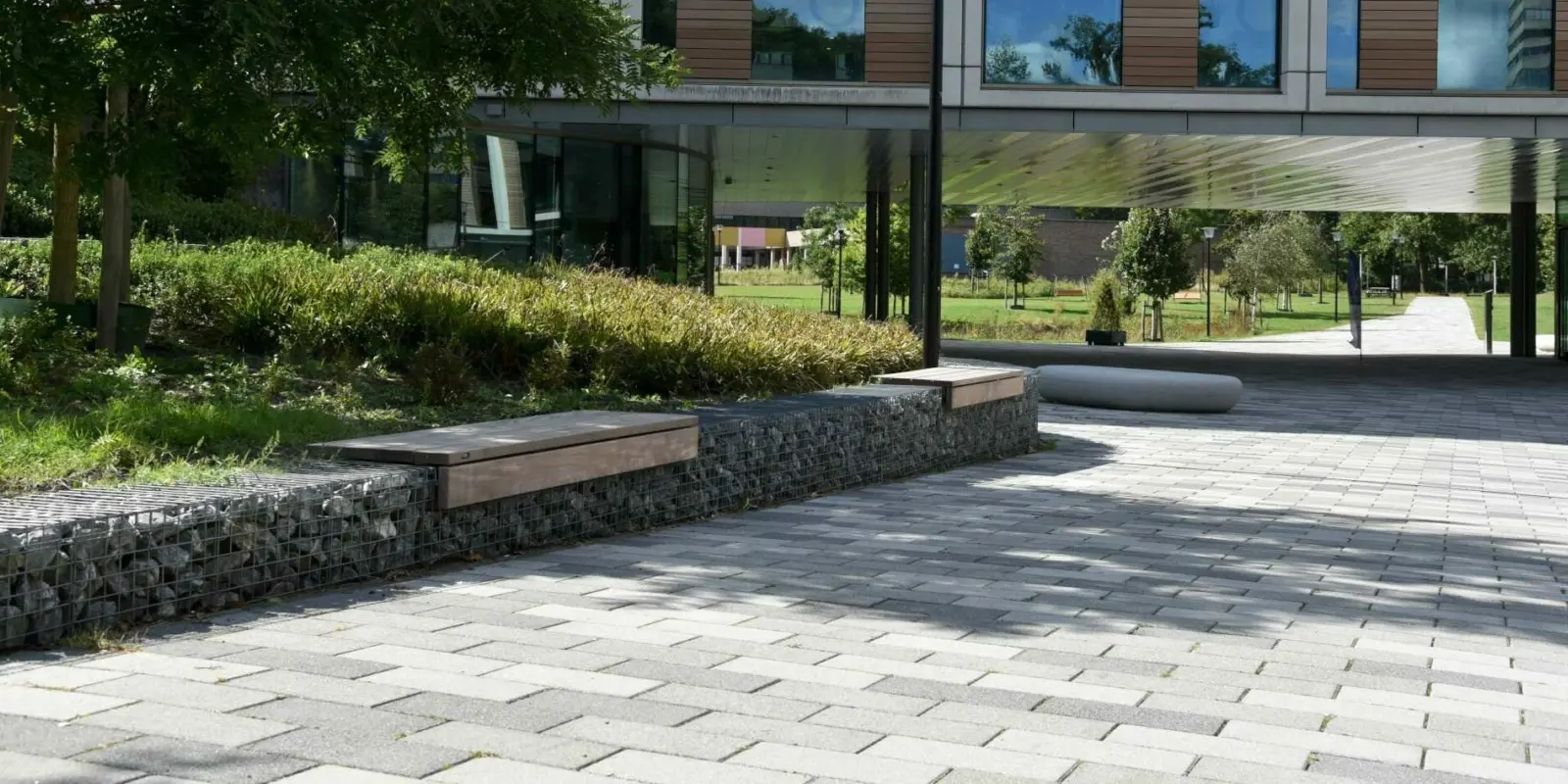Buitenbank zitrand schanskorf voor de openbare ruimte 6