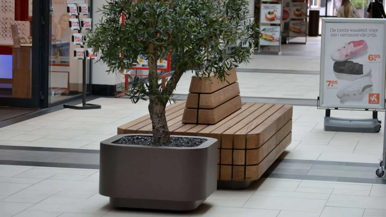 Oosterhout Winkelcentrum Arendshof Plane Solid Solid Plantenbak 7