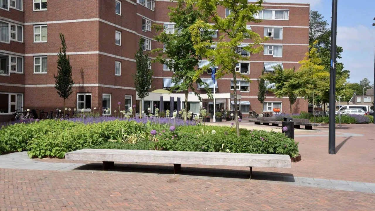 Papendrecht market square Plane Constructo 70 3