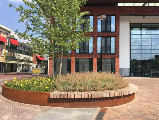 Europaplein Rijssen cortenstalen plantenbakken 5