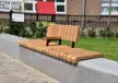 Maatwerk zitrand op beton met arm en rugleuning voor de openbare ruimte 4