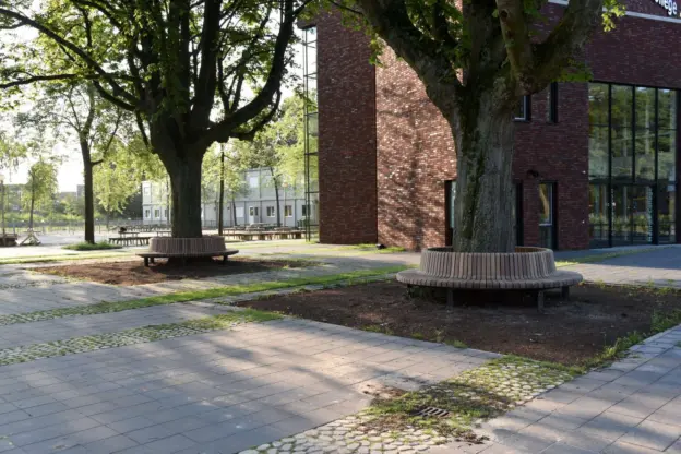 Plane Superior in Vught bij Maurick College