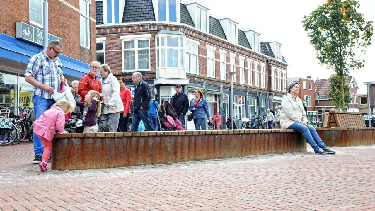 Winschoten Centrumgebied Maatwerk buitenbanken van Cortenstaal 5