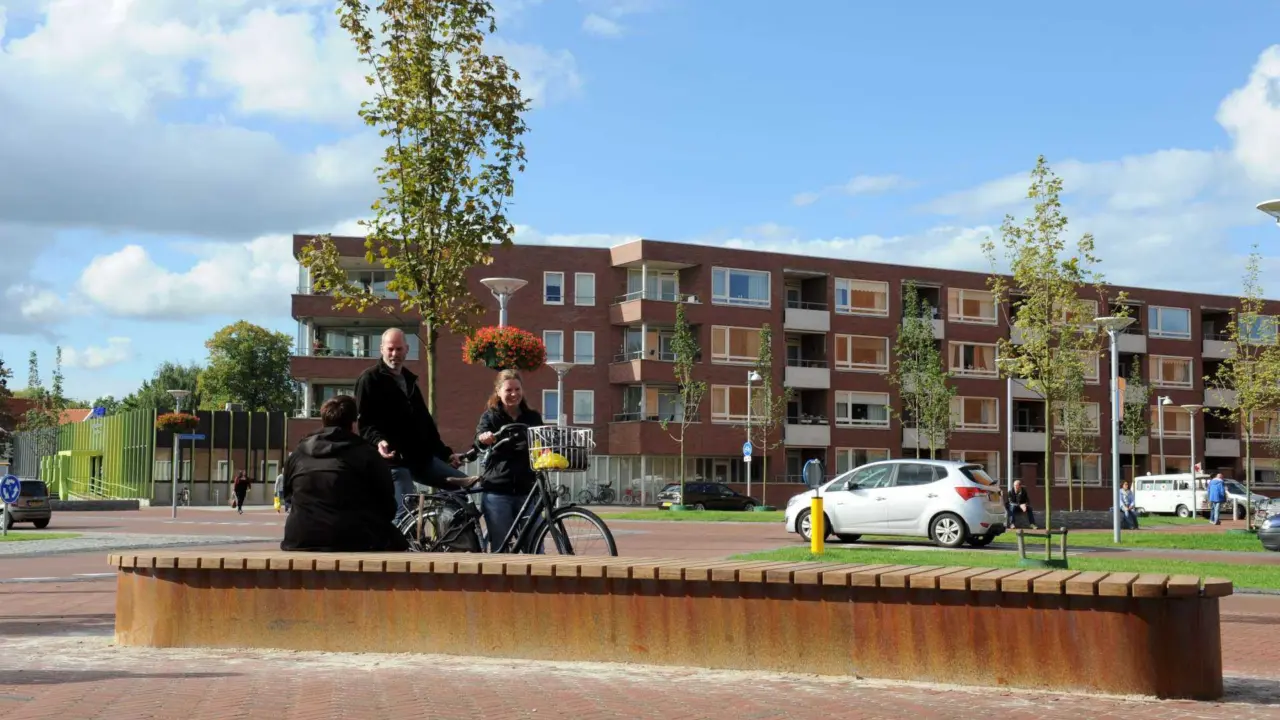 Winschoten Centrumgebied Maatwerk buitenbanken van Cortenstaal 9