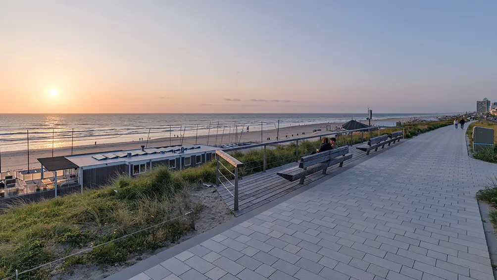 Zandvoort Paulus Lootboulevard maatwerk Banken Vlonder hekwerk