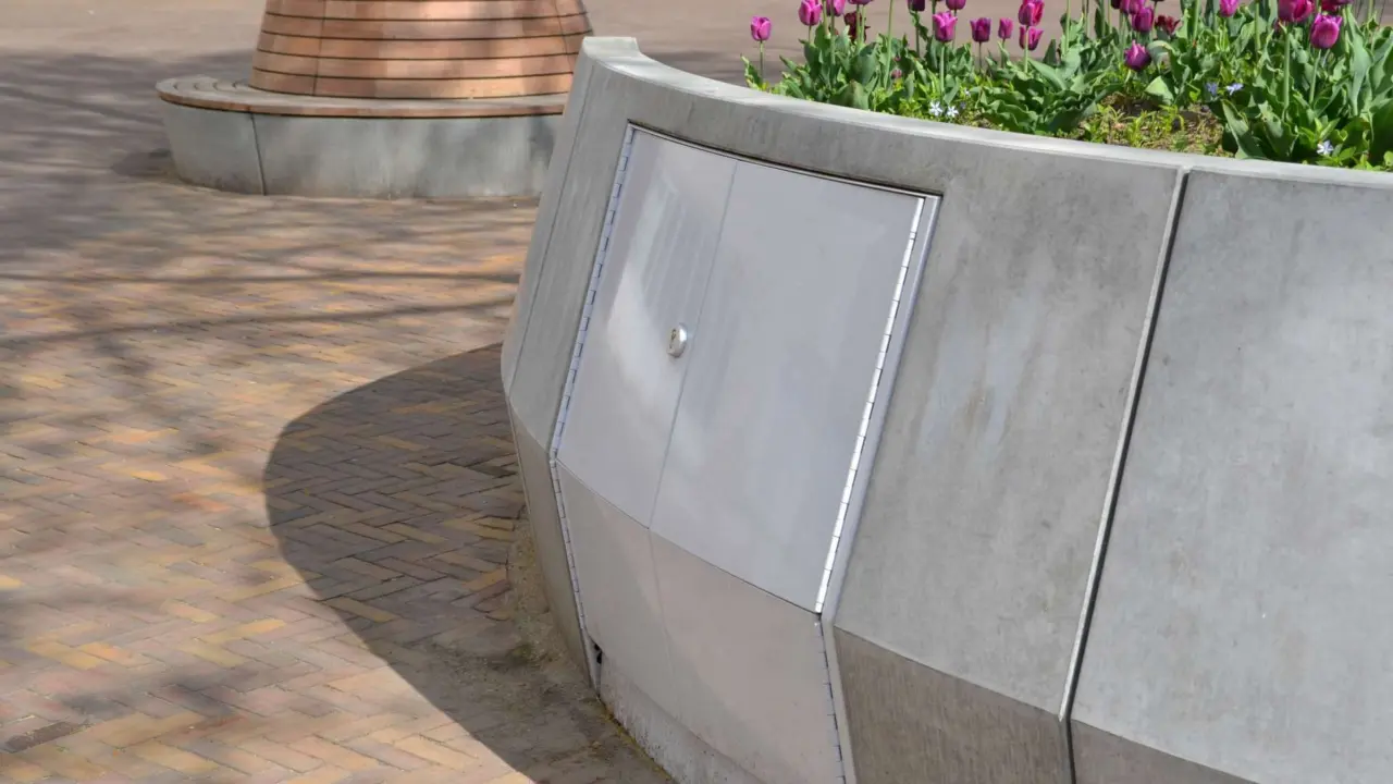Marktplein Zeist Muurbank Constructo 102 Maatwerkbank voor Voorzieningenkast Nietje 13