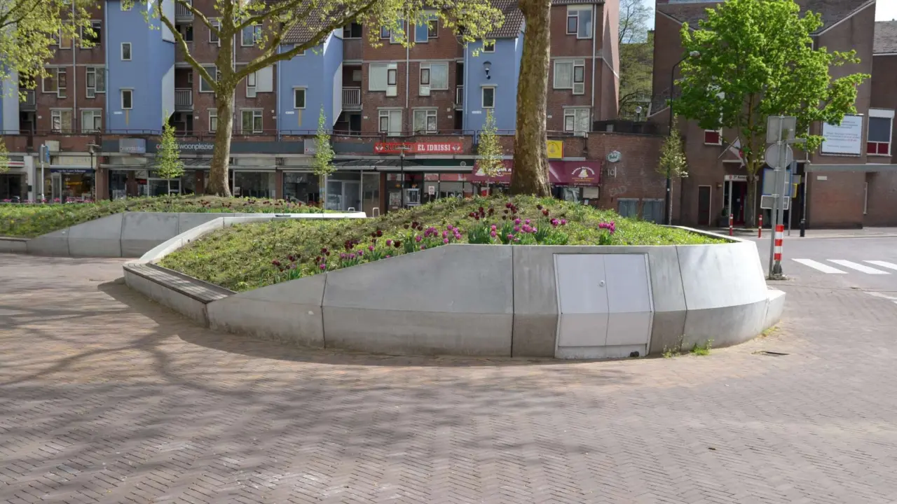 Marktplein Zeist Muurbank Constructo 102 Maatwerkbank voor Voorzieningenkast Nietje 6
