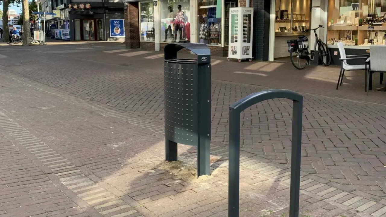 Zevenaar tweedehands afvalbakken gerefurbishte afvalbakken Grijsen 1