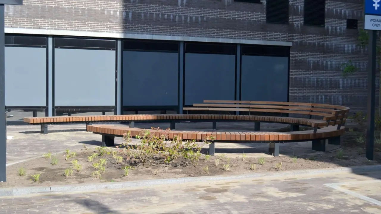 S Hertogenbosch Bolduc Maatwerk elementen Grid zit groen boomroosters afvalbakken 13