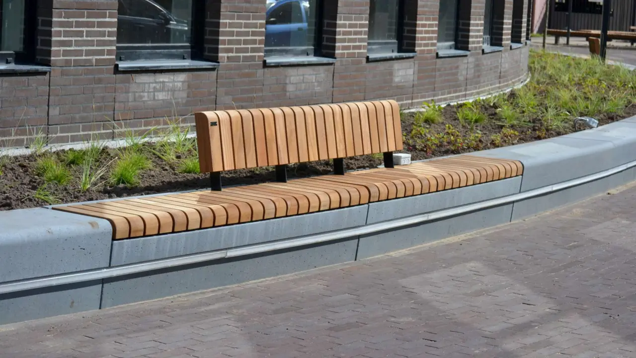 S Hertogenbosch Bolduc Maatwerk elementen Grid zit groen boomroosters afvalbakken 8