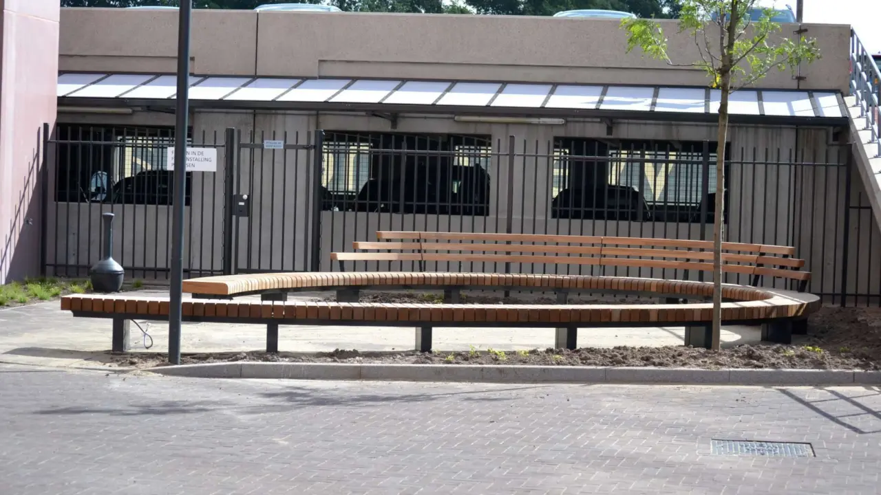 S Hertogenbosch Bolduc Maatwerk elementen Grid zit groen boomroosters afvalbakken 6